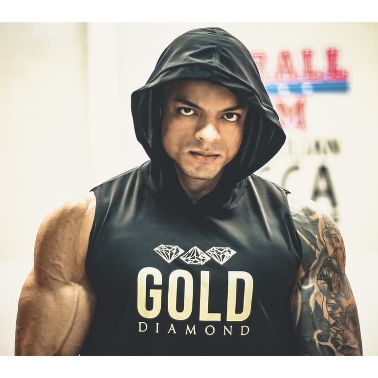 Regata Masculina em Dry Long Gold Diamond Anti-Transpirante com Capuz